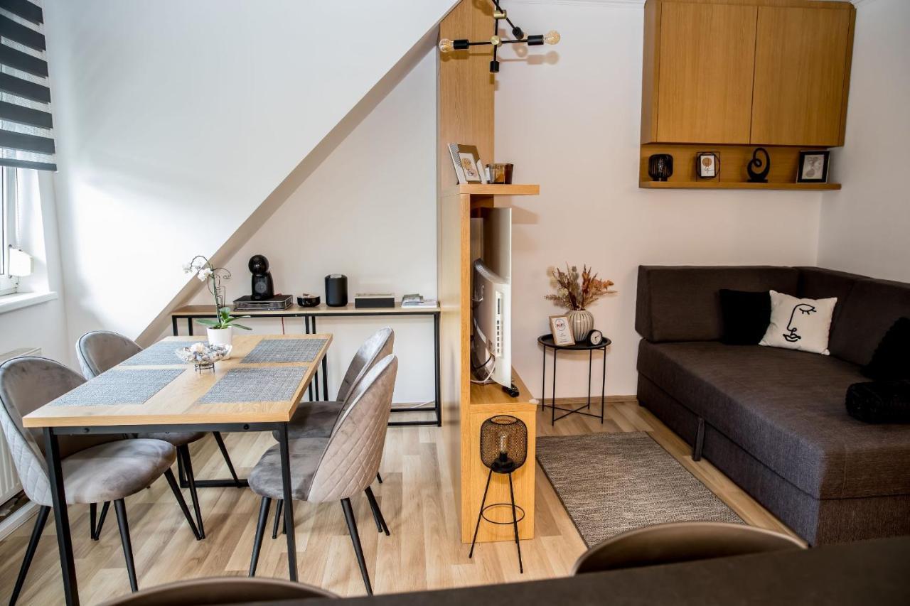 Rose Gold Apartment Zalaegerszeg Zewnętrze zdjęcie